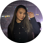 Аружан Е. (Instaxmini.qz)