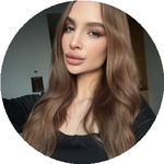 Ева У.