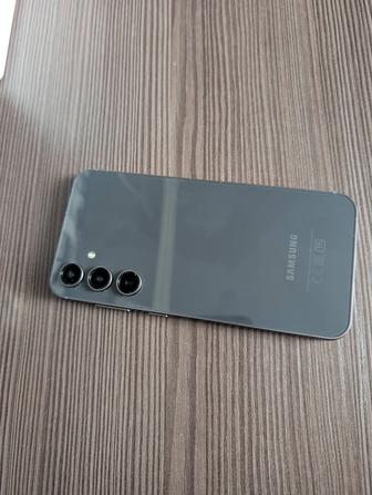 Продам телефон Samsung s23FE