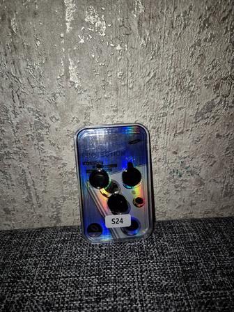 Продам защитки для Samsung S24, просто S24, не plus, не ultra