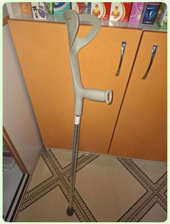 Продаются новые костыли
