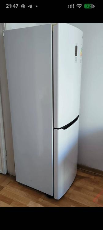 Продам холодильник Lg no frost