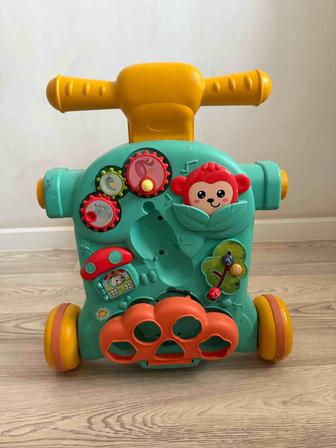 Продам толокар, машинка, стол для кормления подходит от 6 месяцев