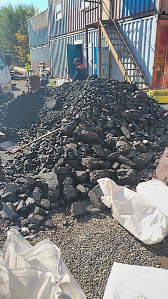 Уголь в мешках