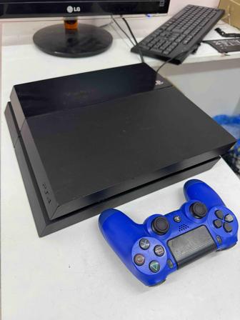 Sony PlayStation 4