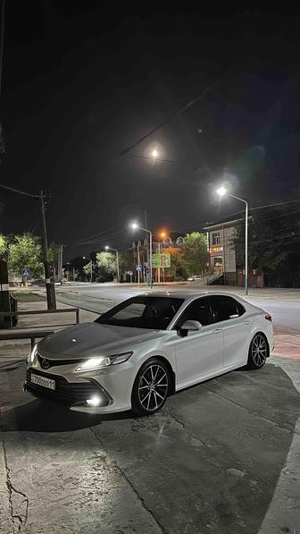 Аренда авто с водителем Camry 75