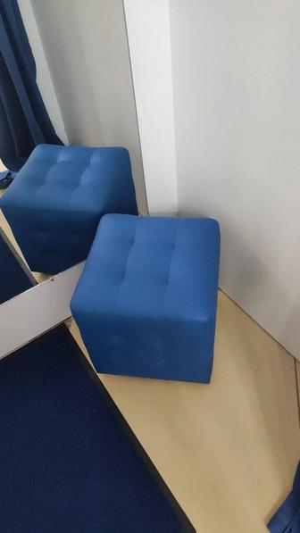 СРОЧНО! ПРОДАМ! пуфик, стол и стул, дет.стул и стол