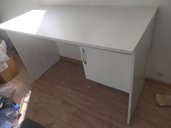 Офисный стол