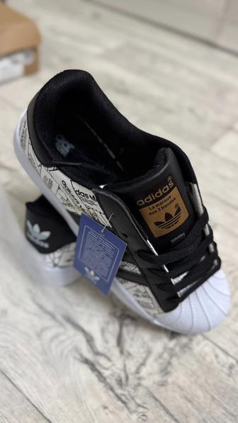 Кроссовки Adidas Superstar