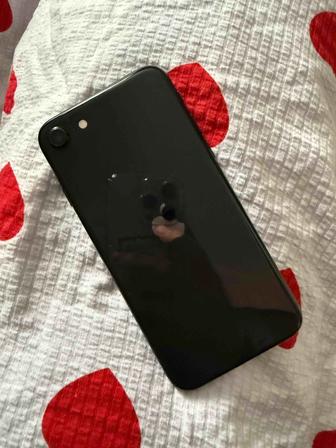 продам iphone se2020