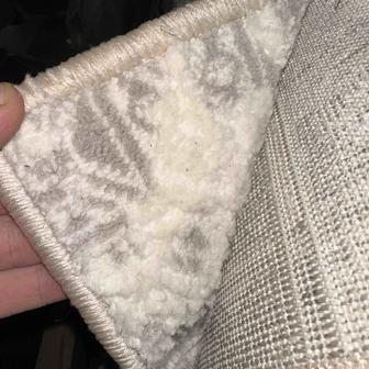 Продам почти новый ковер.