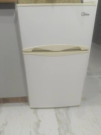 Продам мини холодильник