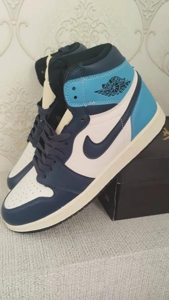 Кроссовки зимние Air Jordan 1 Retro