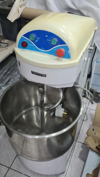 Тестомес спиральный 40л
