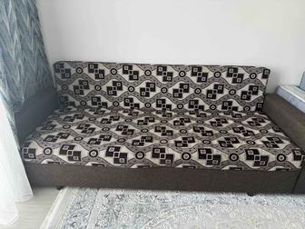 Продам раскладной диван б/у