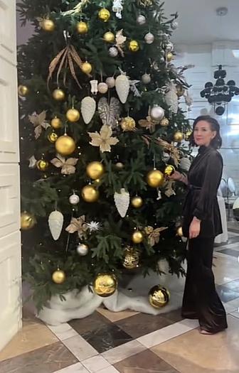 Продам велюровый костюм