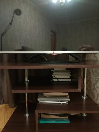 Столик журнальный