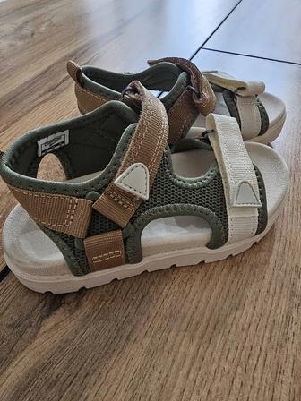 Сандали детские
