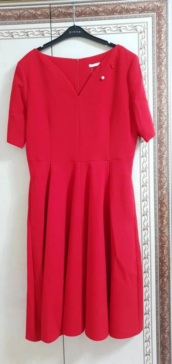 Коктейльное платье красное