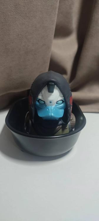 Продам фигурку Cayde-6
