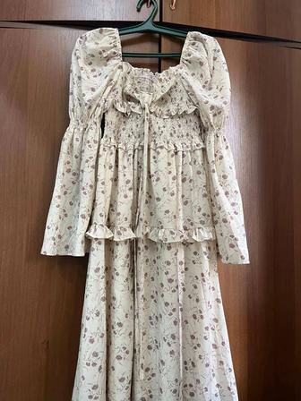 Женское платье