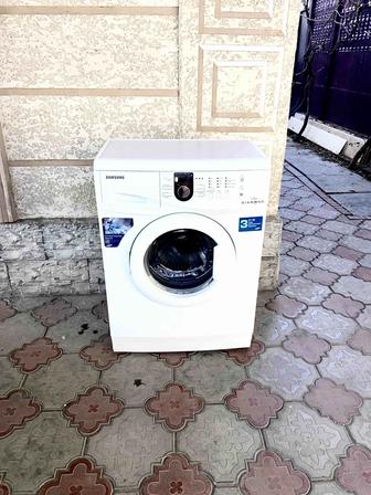 Продам стиральную машинку