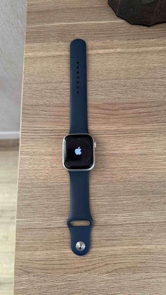 Apple Watch 9, 45 mm