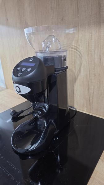Кофемолка Quality Espresso Tranquilo Tron Negro черный