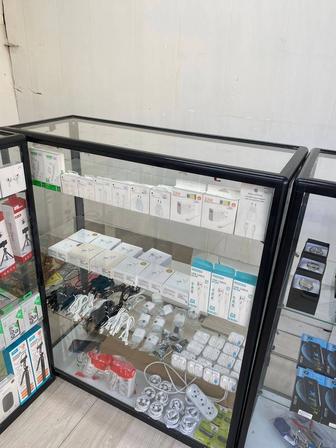 стелажи полки для продажи мобильных телефонов