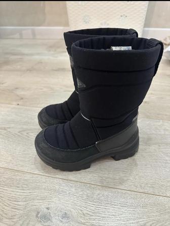 Продам зимние сапоги Kuoma