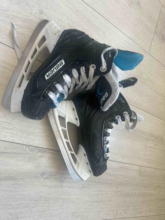 Продам коньки хоккейные