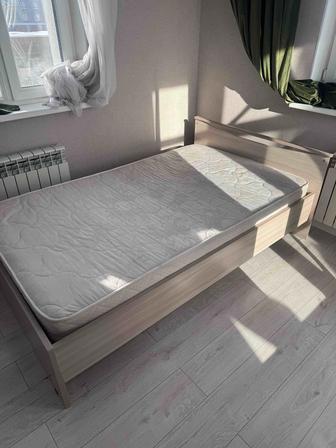Продам кровать 120/180