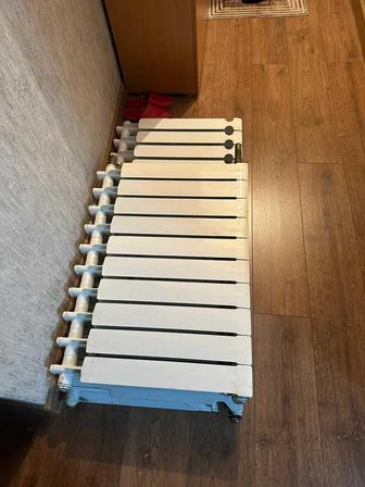Продам батареи 15 и 10 секций