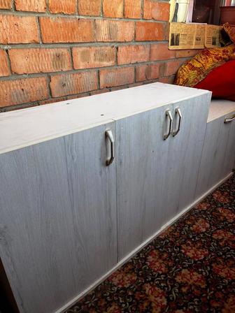 Продам кухонный шкаф