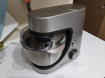 Продам кухонный комбайн