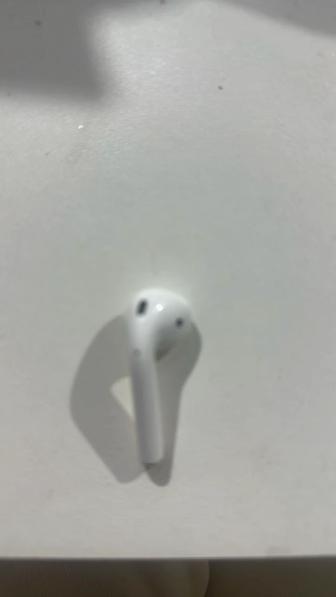 Правое ушко наушник Air Pods