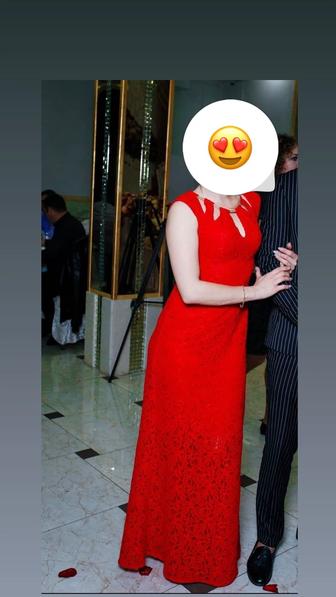 Вечернее платье