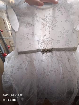 Одежда. Костюмы на новый год.