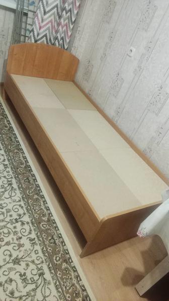 Продам односпальную кровать