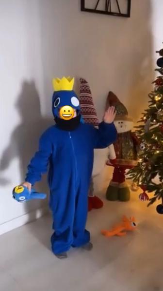 Новогодний костюм.