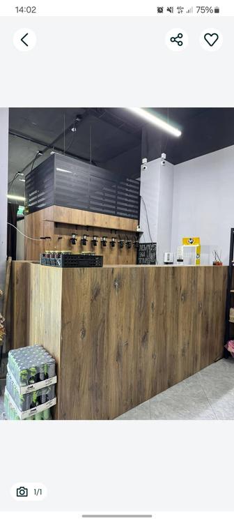 Продам Барную стойку с полками удобная, новая, разборная