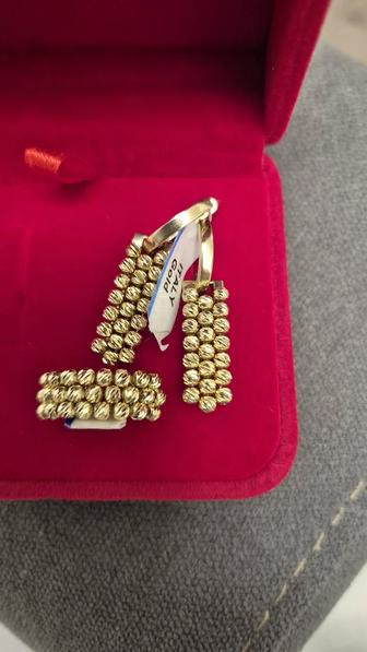 Продам золотой комплект Dorica