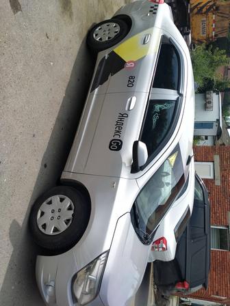Приглашаем водителей на наши автомобили для работы в такси