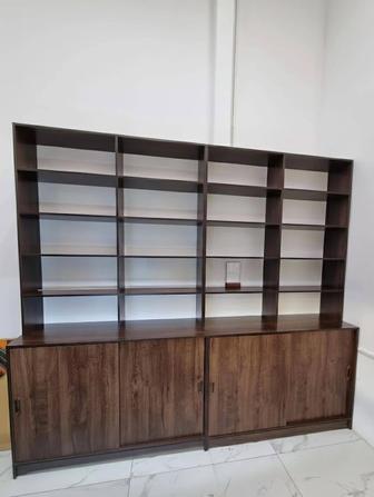 Торговая мебель, торговое оборудование, витрины, шкафы, диван