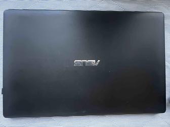 Ноутбук ASUS