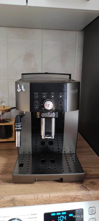 Кофемашина Delonghi