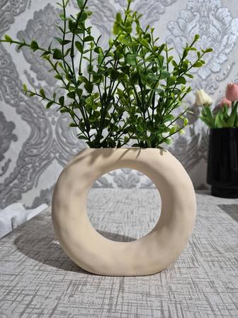 Ваза декоративная