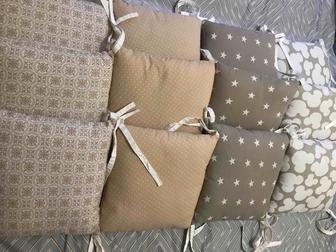 Продам бортики для кроватки
