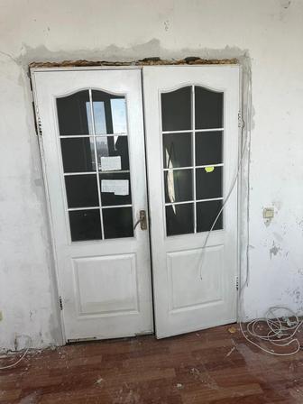 Продам двери белые, в хорошем состоянии