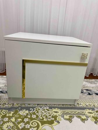 Тумба прикроватная